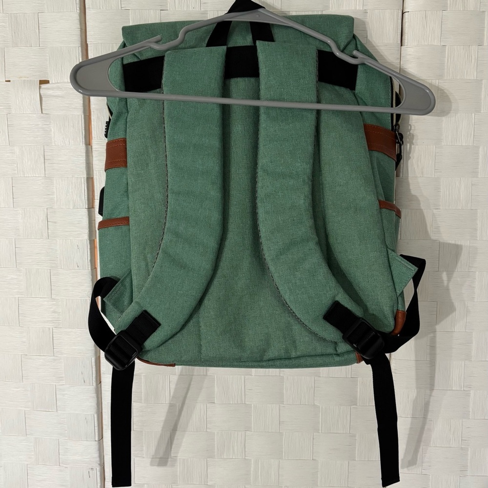 Ronyes Men's Green and Brown trim Backpack laptop plug in - Picture 3 of 11